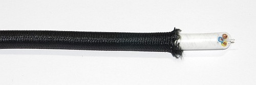 Textilumflochtene PVC-Schlauchltg. mit Stahlseil zur Zugentlastung 3G0,75 schwarz